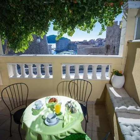 Nera - Triplex Two Bedroom With Balcony And Sea View Daire