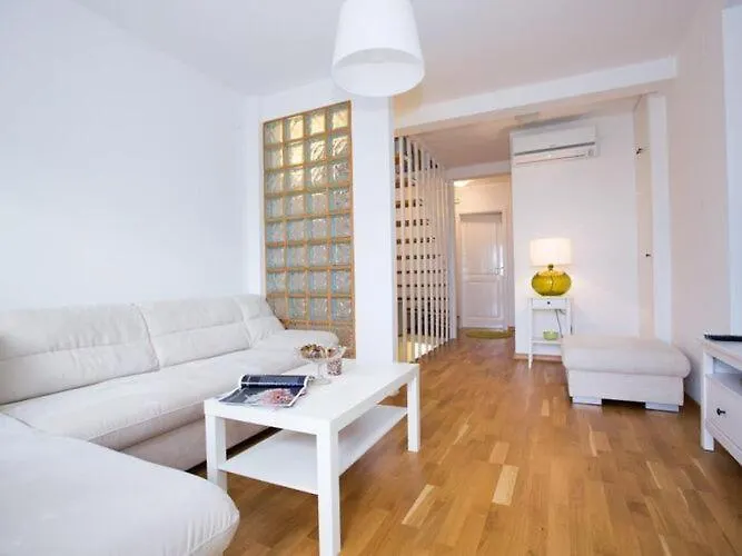 Nera - Triplex Two Bedroom With Balcony And Sea View