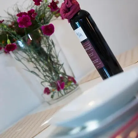 Nera - Triplex Two Bedroom With Balcony And Sea View Apartment