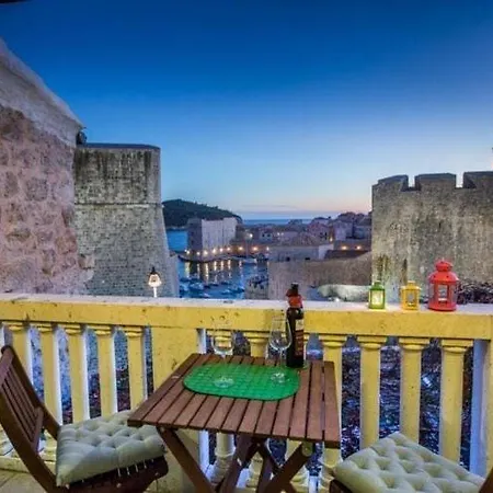 Apartment Nera - Triplex Two Bedroom With Balcony And Sea View *